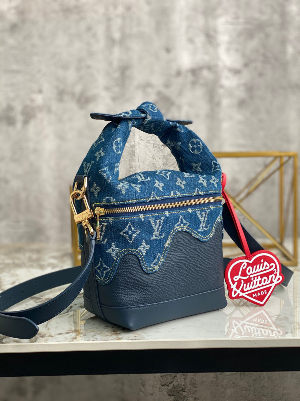 l0*is V*t0n japanese cruiser