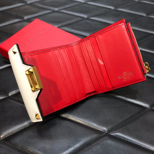 VALENTINO ROCKSTUD WALLET