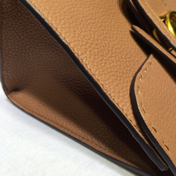 G*u*i gg marmont shoulder bag