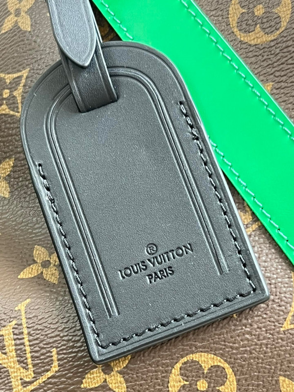 l0*is V*t0n keepall bandouliÈre 50