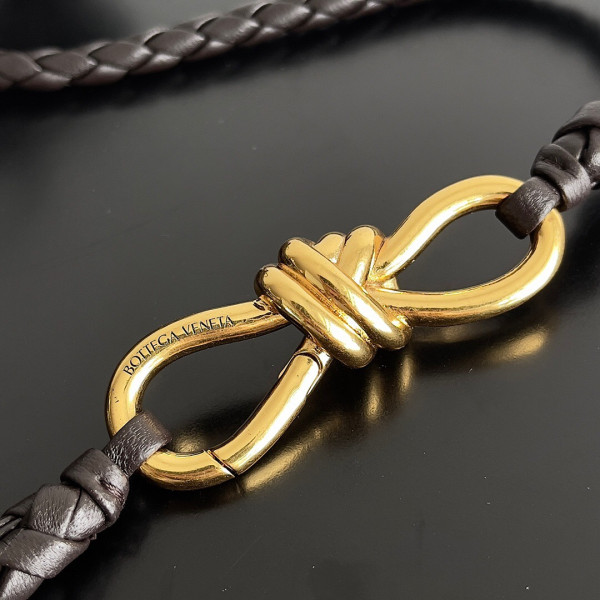 bo*te*ga Ve*ne*ta medium andiamo