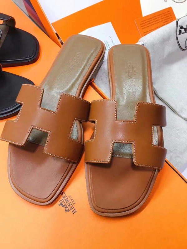 H**mes sandal