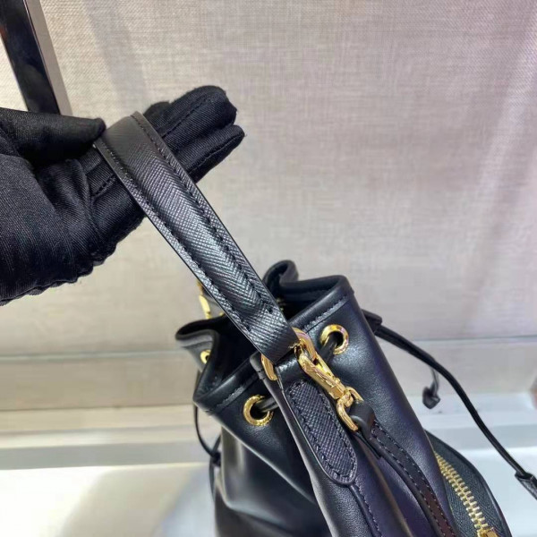 Pra*a duet leather shoulder bag