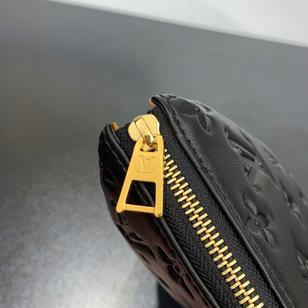 l0*is V*t0n coussin mm