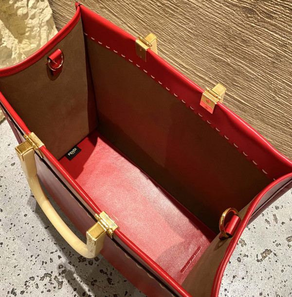 F**di medium sunshine