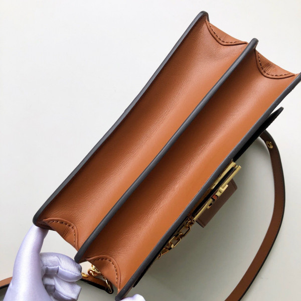 l0*is V*t0n dauphine mm（2019 spring show）