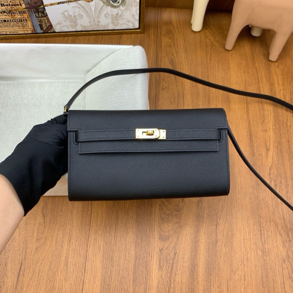 H**mes kelly classique to go wallet