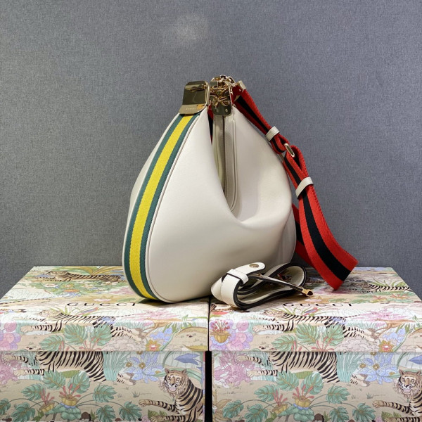 G*u*i attache large shoulder bag