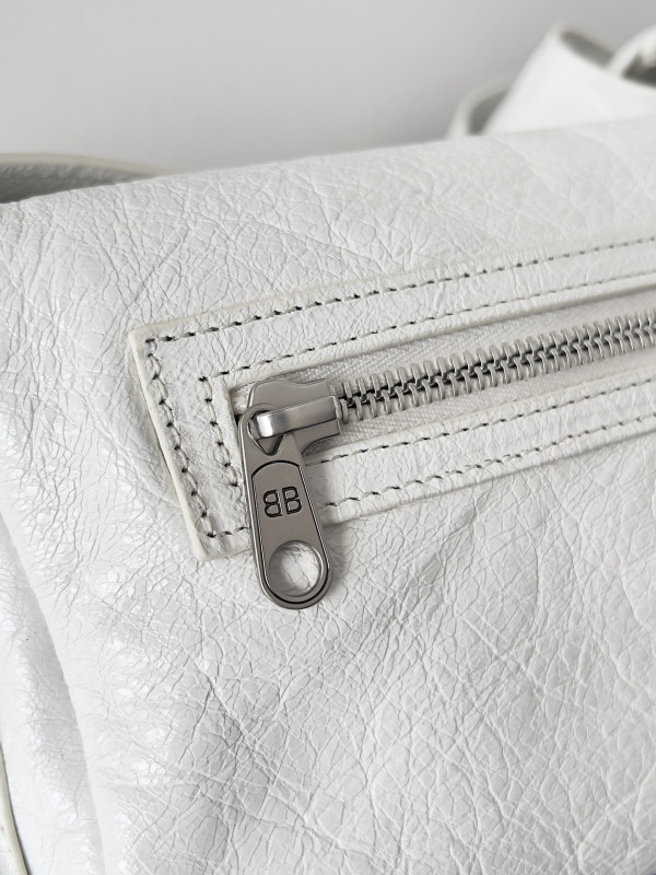 ba*len*cia*ga S*perbusy xs sling bag