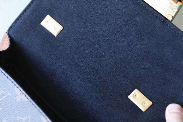 l0*is V*t0n dauphine capitale