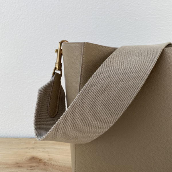 CELIN* SANGLE BUCKET