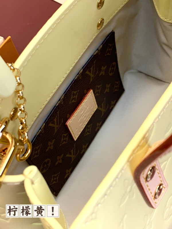 l0*is V*t0n reade pm