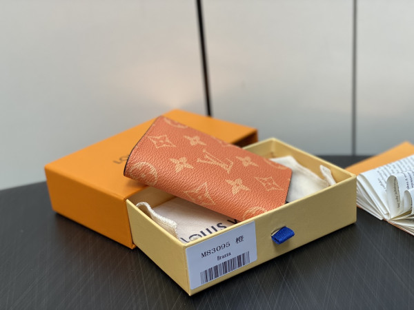 l0*is V*t0n pocket organizer-7.5*11.1*1 cm