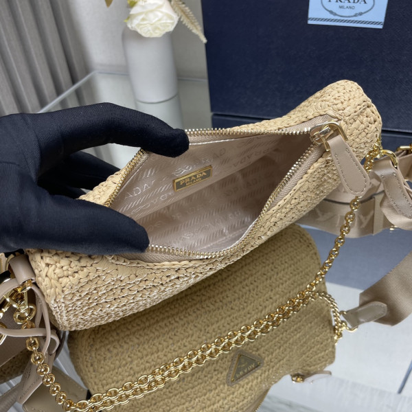 Pra*a re-edition 2005 crochet bag-23*16*7cm