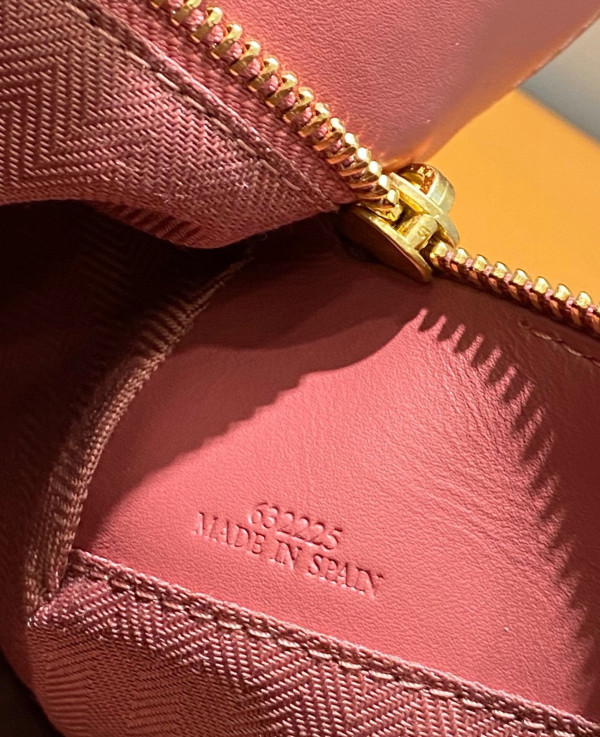 Lowee Small Puzzle Bag-24*10*14cm