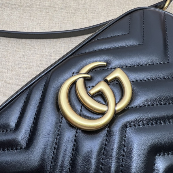 G*u*i gg marmont small shoulder bag