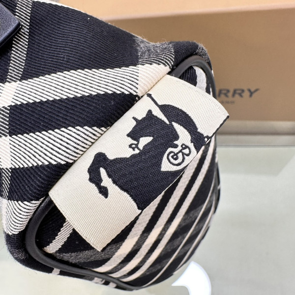 B**rry check mini bag-20*10*9cm