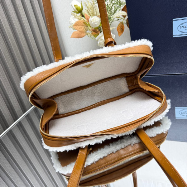 Pra*a medium shearling two-handle bag