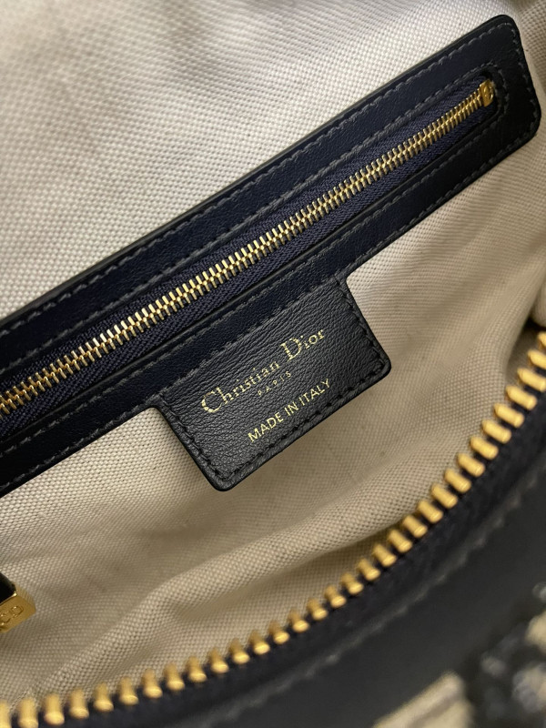 Diro Journey hobo-23*16*14cm