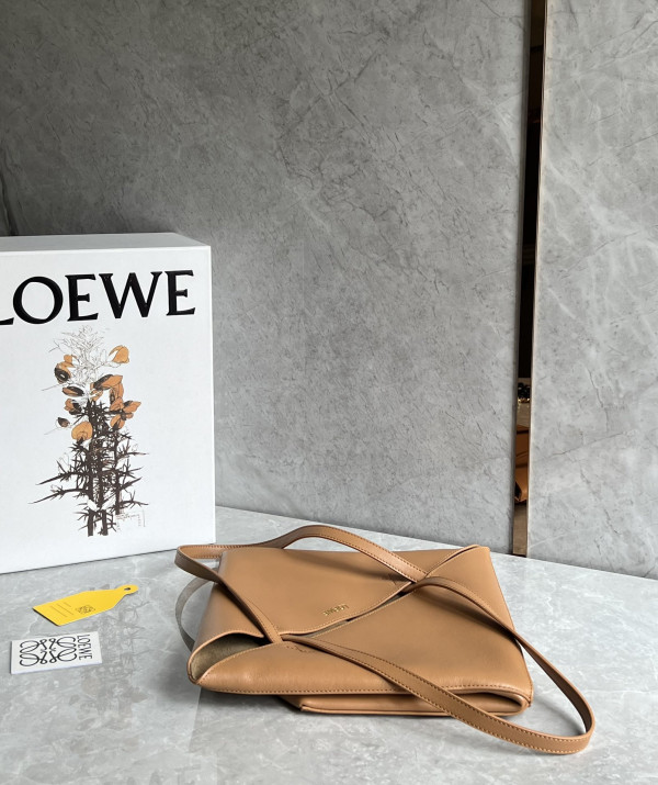 Lowee Puzzle Fold medium Tote - 25.5X14.5X31.5cm