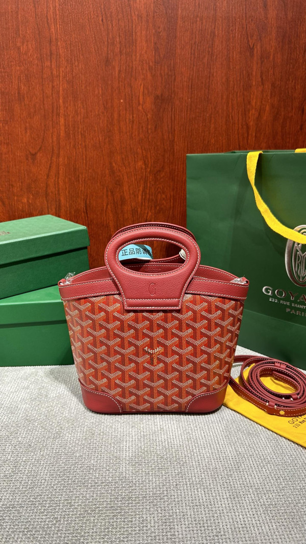 Go*ard beluga - 23×18.5×8cm