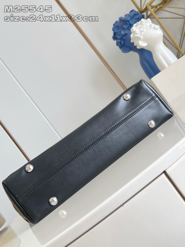 l0*is V*t0n off duty vibe mm - 24 x 11.5 x 33cm