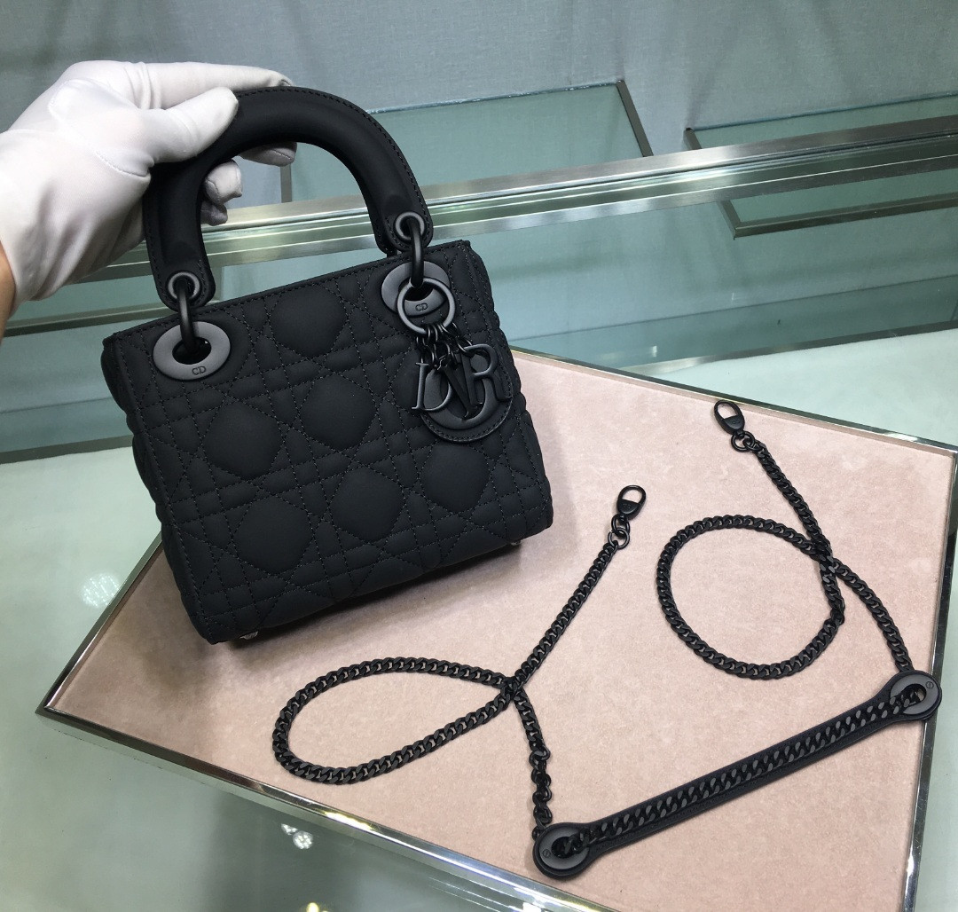 LADY DIRO ULTRA MATTE