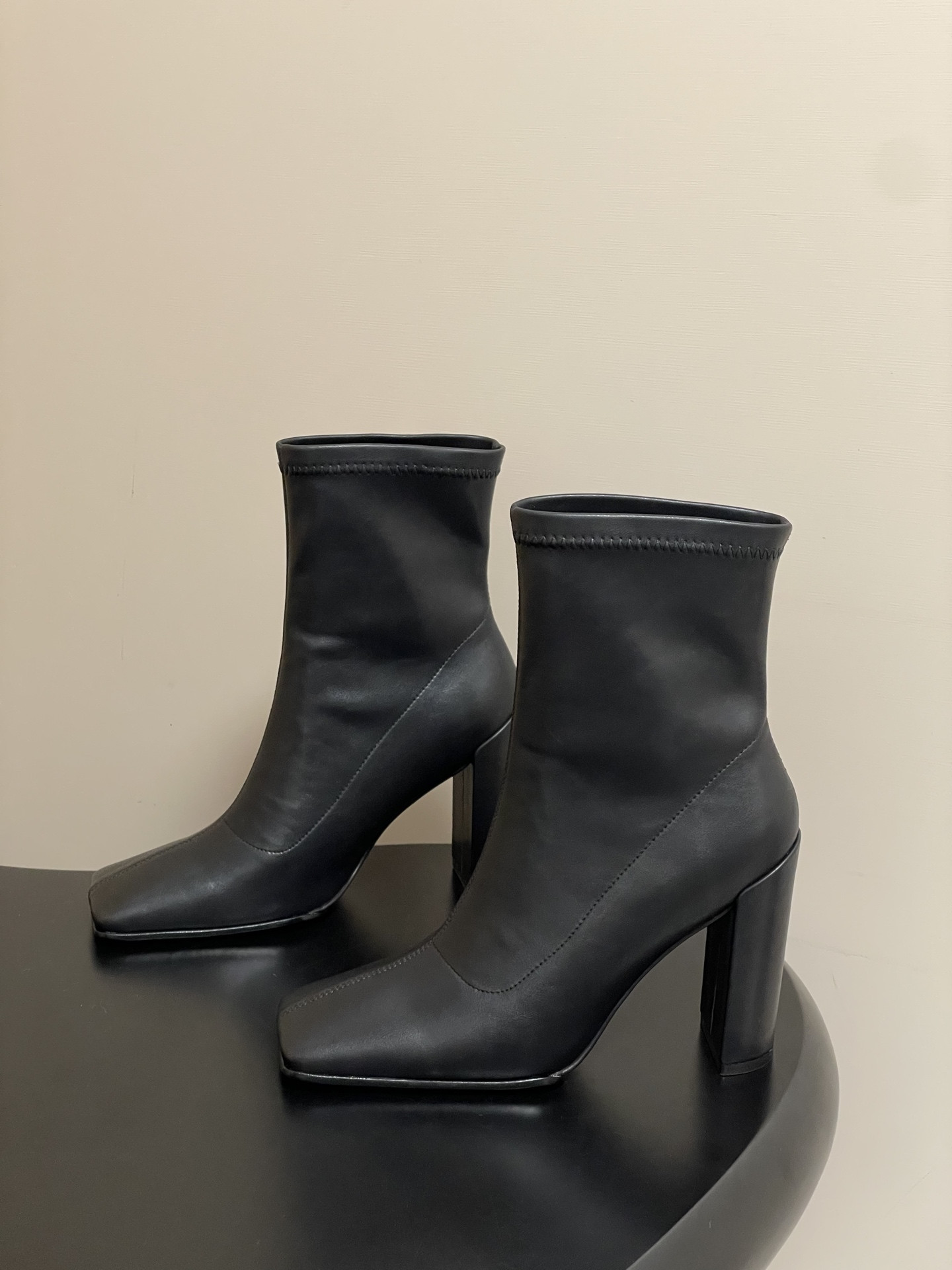ALAIA BOOTS-10CM